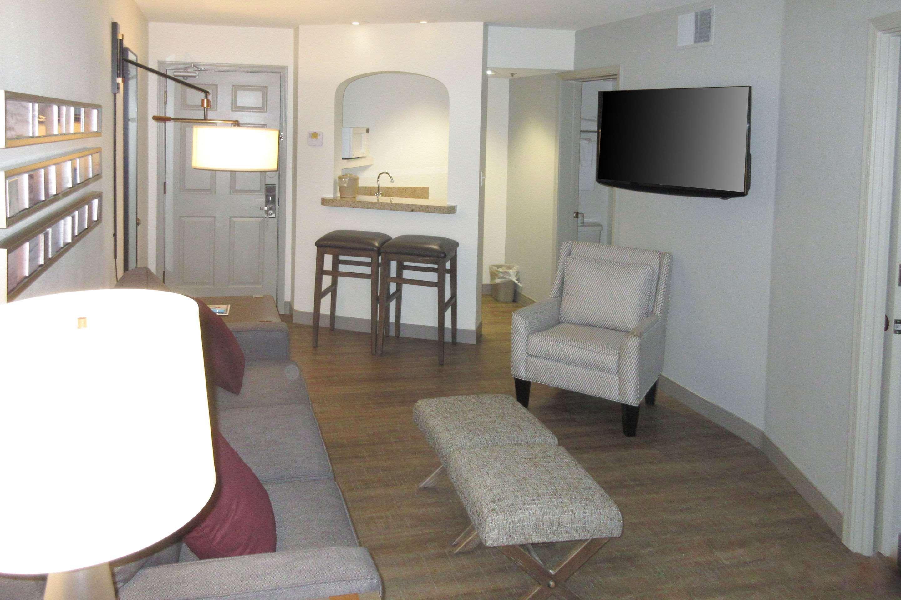 Windmill Suites Surprise - Phoenix, Ascend Hotel Collection Extérieur photo