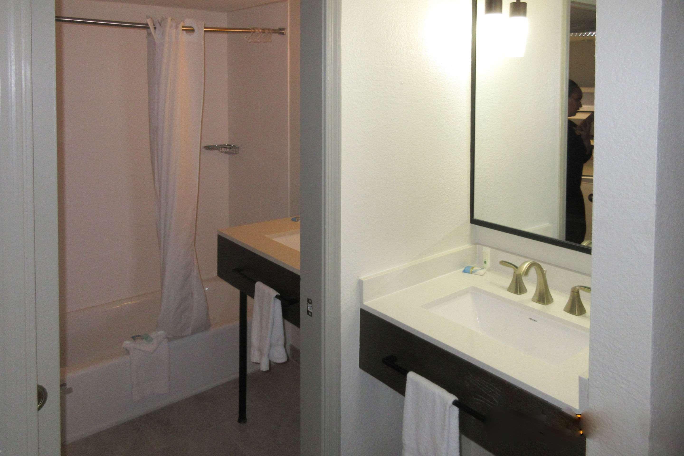 Windmill Suites Surprise - Phoenix, Ascend Hotel Collection Extérieur photo