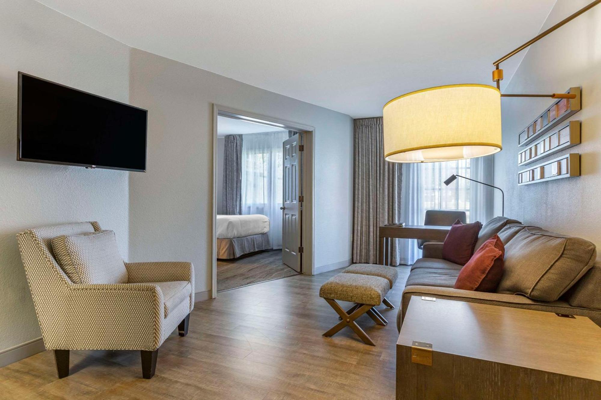 Windmill Suites Surprise - Phoenix, Ascend Hotel Collection Extérieur photo